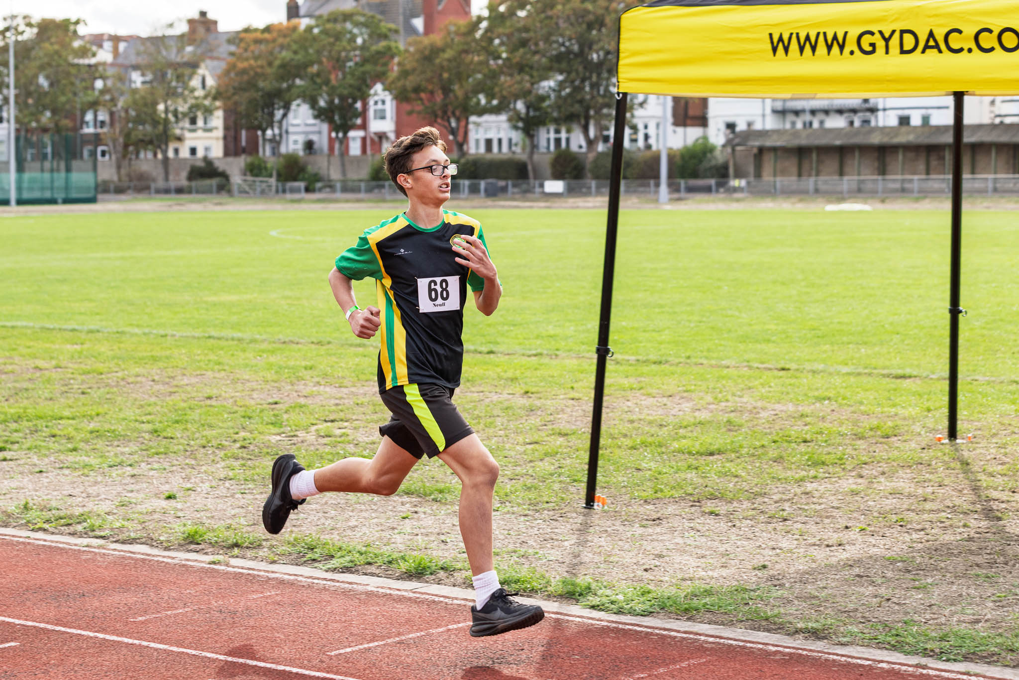 GYDAC athlete completing an 800m race